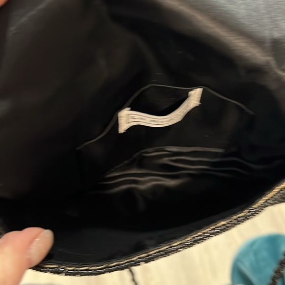 Vintage fully beaded La Regale Crossbody excellent condition - Picture 7 of 8